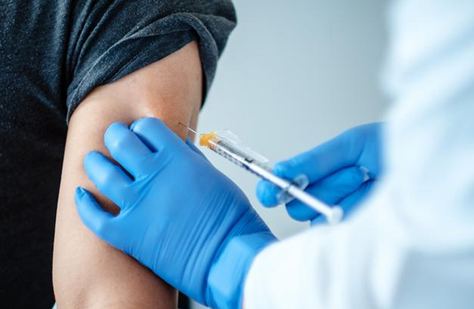 “Settimana europea dell’immunizzazione”, l’appello della Asl: «Non rinunciate ai vaccini»