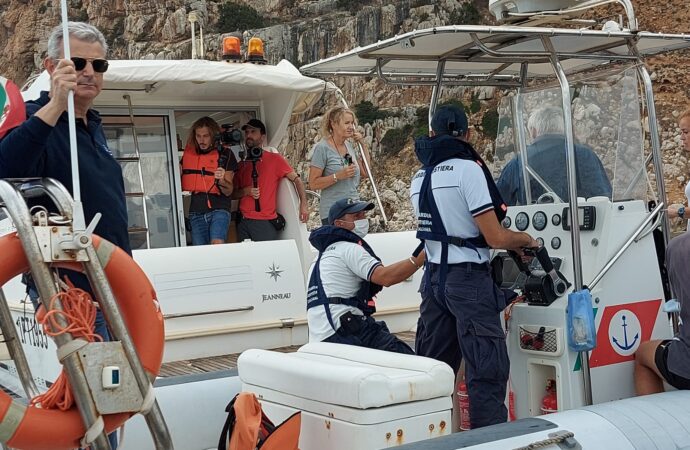 Collaborazione tra l’Area Marina Protetta Capo Caccia Isola Piana e Parco dell’Asinara: Restituta al mare di Alghero una tartaruga “Caretta caretta”