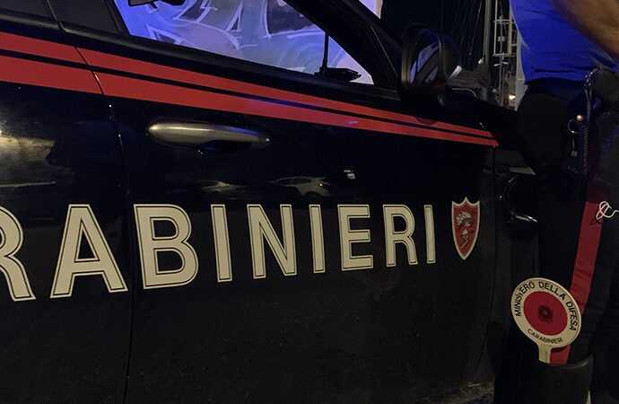 Sassari, ruba merce e aggredisce i dipendenti di un supermercato per fuggire. Arrestato dai Carabinieri