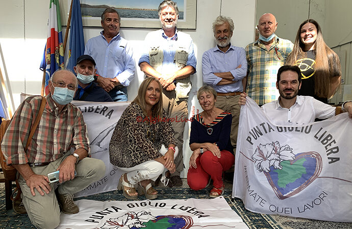 “Tutto tace e niente si muove, il silenzio del Comune di Alghero. A Punta Giglio si svolge attività come se niente fosse”
