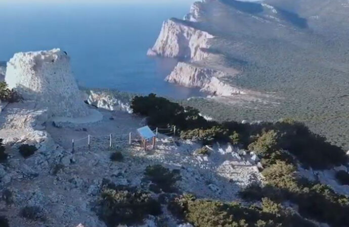 Regolamentazione degli accessi a Capo Caccia, porzione di Cala Barca fino a punta delle Gessiere interdetta,  registrazione per raggiungere Torre della Pegna