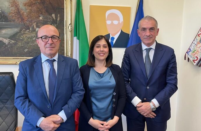 Emergenza Sanità in Sardegna, la deputata Lapia e l’Assessore Nieddu incontrano il sottosegretario Costa: “è il momento di una gestione commissariale”