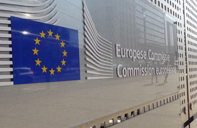 WWF e altre ONG lasciano la Piattaforma sulla finanza sostenibile: “Bruxelles ha scelto di ignorare la scienza e di ascoltare le lobby industriali”