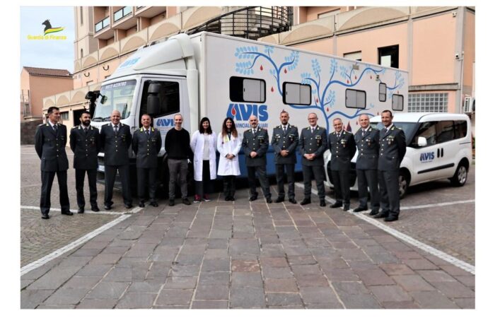 GdF Cagliari – Fiamme Gialle solidali donano il sangue