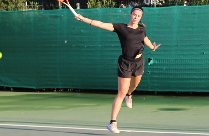La tennista algherese Anastasia Ogno arriva in  semifinale  in un  torneo a Roma