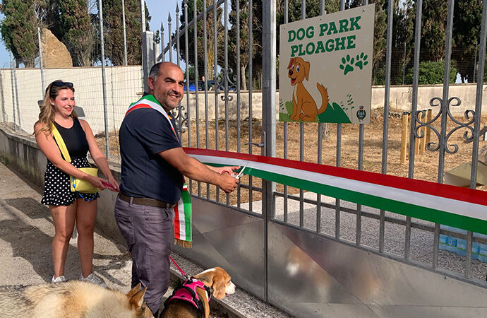 Inaugurato il dogpark a Ploaghe, un nuovo parco dedicato agli amici a quattro zampe