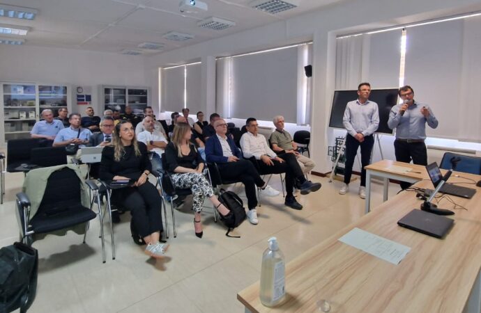 Seminario di E-Distribuzione e UNAE Sardegna su “rischio elettrico e della sicurezza sul lavoro in presenza di impianti elettrici”