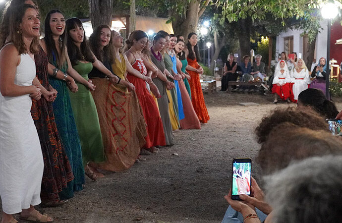 Porto Torres, il “ballu tundu” unisce Cipro e la Sardegna