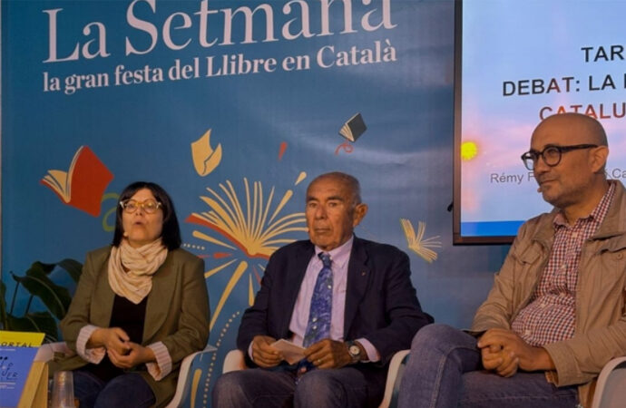 Plataforma per la Llengua i Obra Cultural de l’Alguer a la Setmana del Llibre en Català de Barcelona.