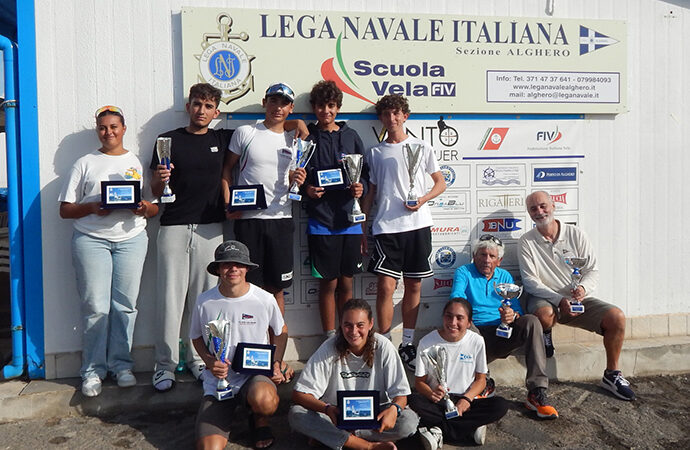 Campionato Zonale ILCA ad Alghero: Week-end di Vela con poco vento e molto talento