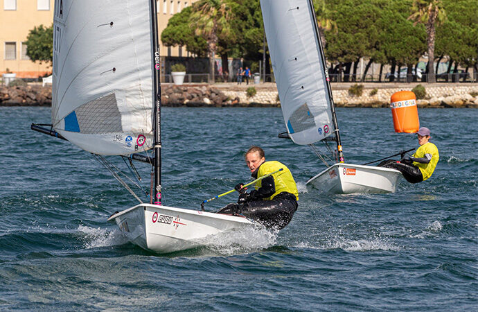 Campionato Europeo Youth Team Race RS Aero: Italia 2 (Alice Susarello e Filippo Vincis) passa in testa alla conclusione del round robin