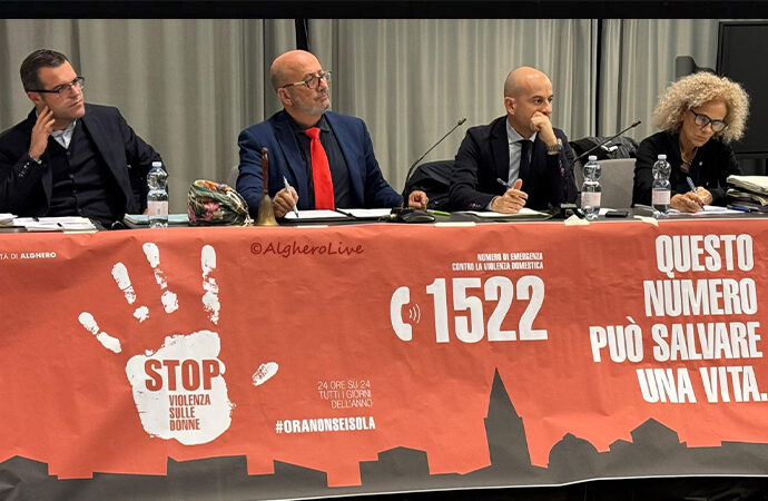 Contrasto alla violenza sulle donne – il Consiglio Comunale  ha approvato all’unanimità un OdG contenente una serie di impegni