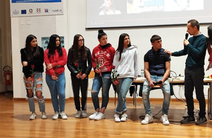 Progetto della Scuola Ipia Alghero: “Insieme Contro la Violenza”.