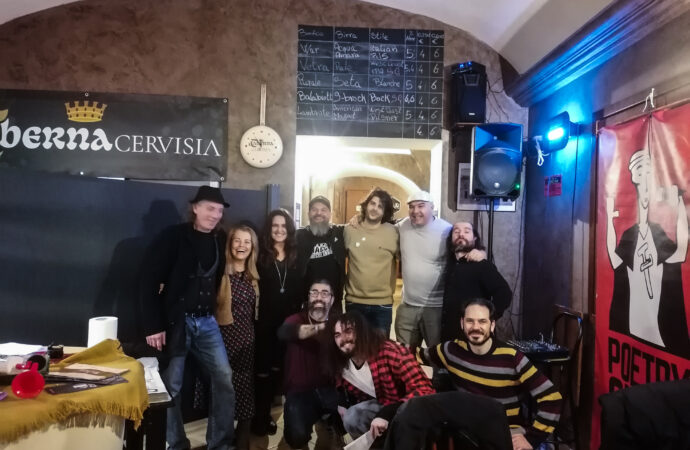 A Riccardo Fadda il primo PT Poetry Slam alla Taberna Cervisia