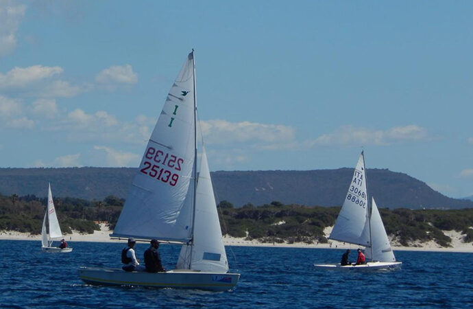 Vela, Trofeo San Marco 2026: a Fertilia si sfidano derive e vele latine