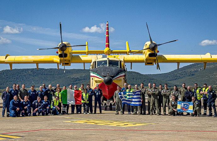 Maxi esercitazione Ita EU Modex 2025. L’aeroporto di Alghero ospita i Canadair provenienti da Italia e Grecia
