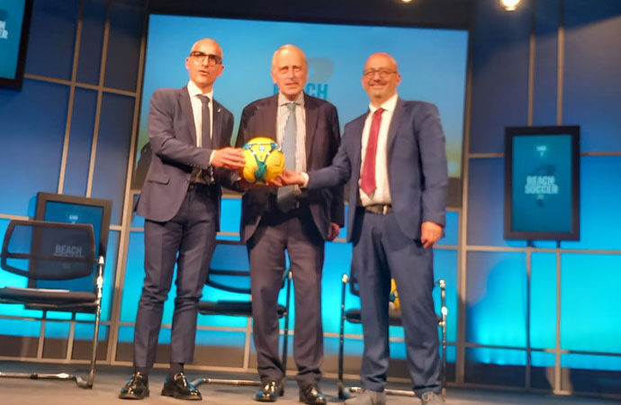 Un anno all’insegna dello sport e degli eventi, ad Alghero grandi appuntamenti. Venerdì a Roma Mimmo Pirisi alla presentazione del Beach Soccer