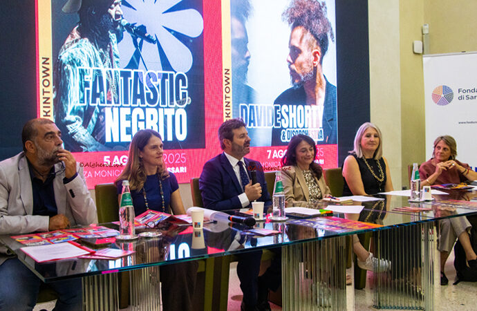 Festival Abbabula, presentata la 27^ edizione. Ad Alghero si esibiranno Cristiano De André e Brunori SAS