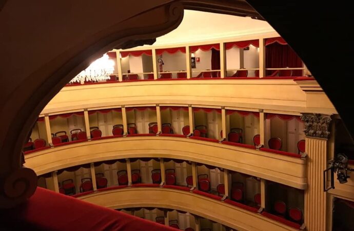 Al Civico Teatro di Alghero, Roberto Abbiati con “Il vecchio e il marlin”