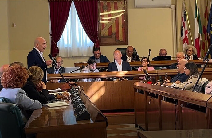 Consiglio Comunale sulla Sanità algherese, la posizione di Massimiliano Fadda: verità sul Punto nascita chiuso, e sulle criticità ormai note a tutti