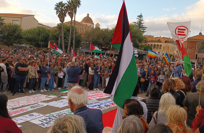“Alghero città solidale con la Palestina”, l’appello per non annullare il Consiglio Comunale aperto