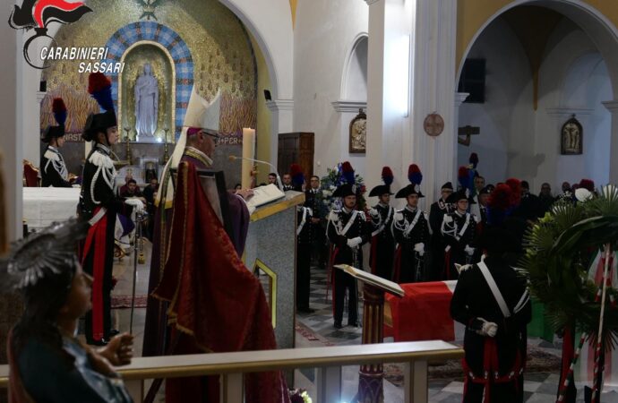 Buddusò (Ss): Celebrati i funerali del Carabiniere Sebastiano Marrone, l’arma dei Carabinieri si stringe attorno alla famiglia