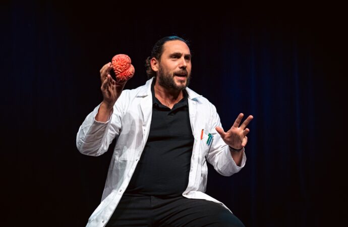 FestivAlguer 2025 prosegue nel week end tra magia e meraviglia