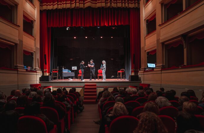 FestivAlguer 2025: un weekend di meraviglia tra mente, illusioni e immaginazione condivisa