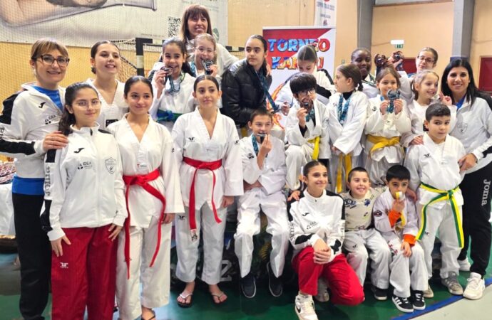 Taekwondo: Taekwondo Olmedo Team M° Stefano Piras conquistano 24 medaglie al Torneo Karyu di Forme e Freestyle