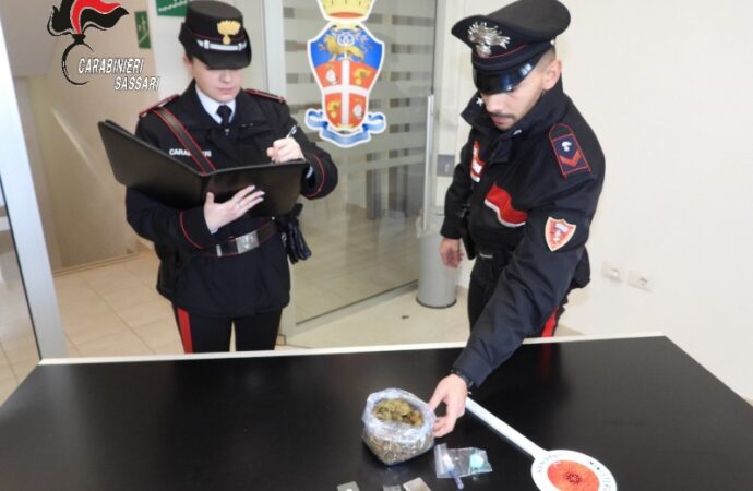 Un uomo arrestato dai Carabinieri di Valledoria per detenzione di sostanze stupefacenti ai fini di spaccio