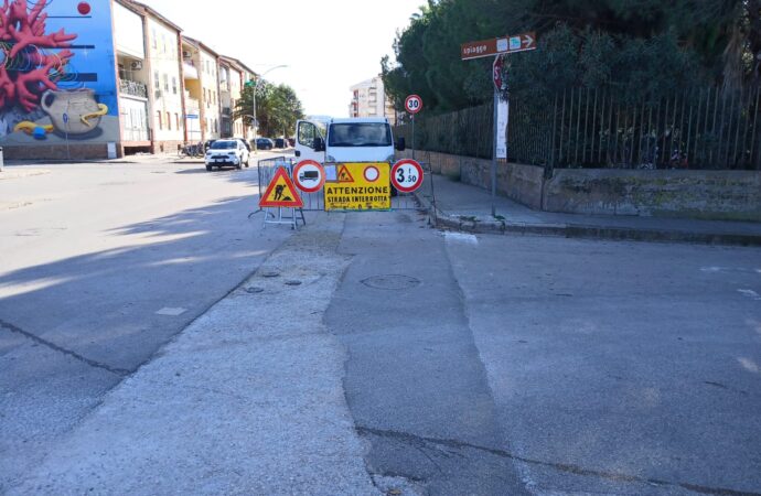 Via Don Minzoni, parziale modifica alla percorribilità nel quartiere della Pietraia. Al via gli asfalti a Fertilia sui lavori Abbanoa ( se non piove)