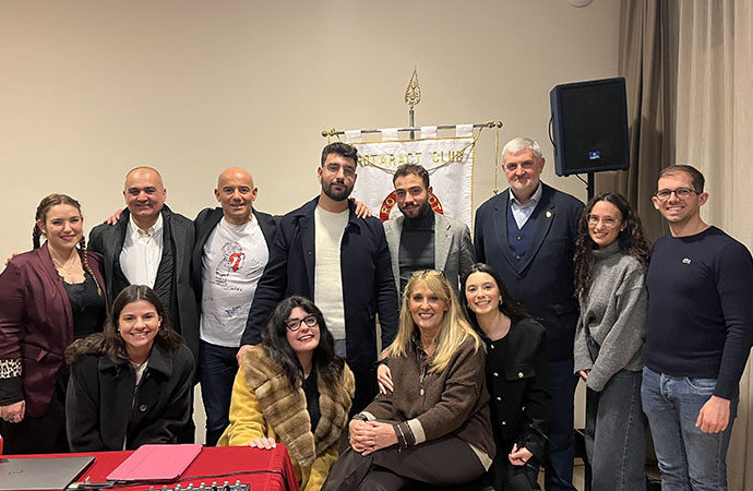 L’evento del Rotaract “Let’s Talk – Conoscere per comprendere” è stato un successo. L’autismo raccontato da Doriana Caria è un percorso di vita che coinvolge una comunità