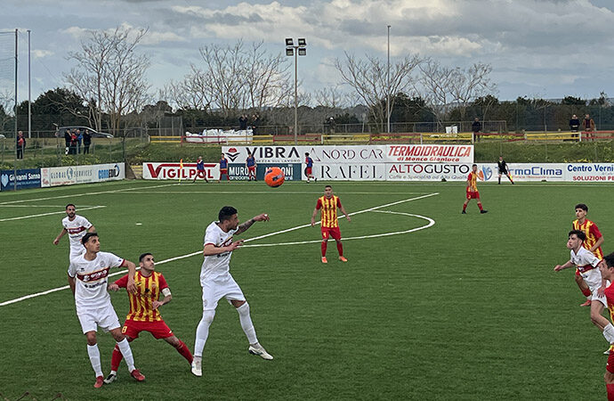 Fra Alghero e Ghilarza finisce 1 a 0,  è Barboza che realizza il gol partita
