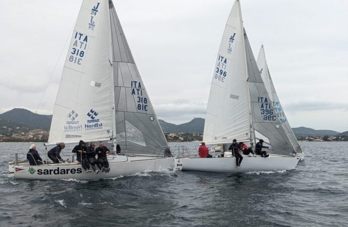 Il J24 Botta Dritta mantiene il comando del Campionato Sociale 2026 a Olbia
