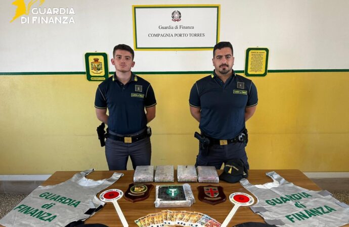 GdF di Sassari, trasportva 6 Kg di Cocaina, uno spagnolo arrestato al porto di Porto Torres