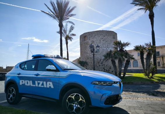 Alghero, minaccia con un fucile da sub: denunciato dalla Polizia