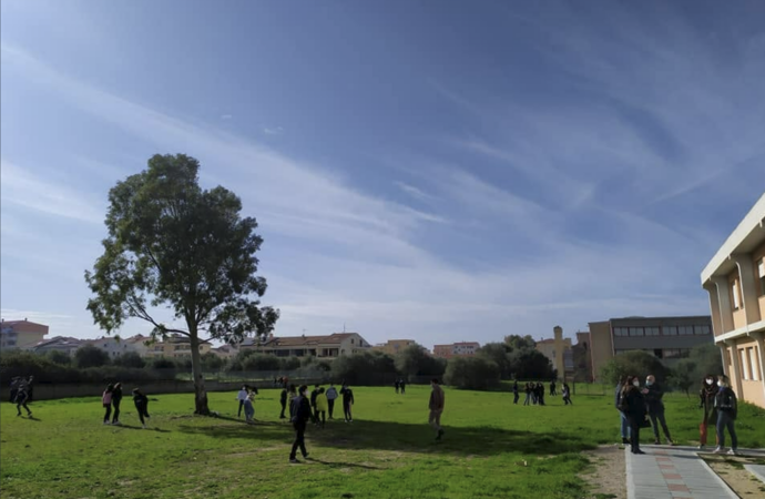 Palestra di via XX Settembre, oltre 1,3 milioni di euro: ma quale attenzione è stata riservata al benessere degli studenti?
