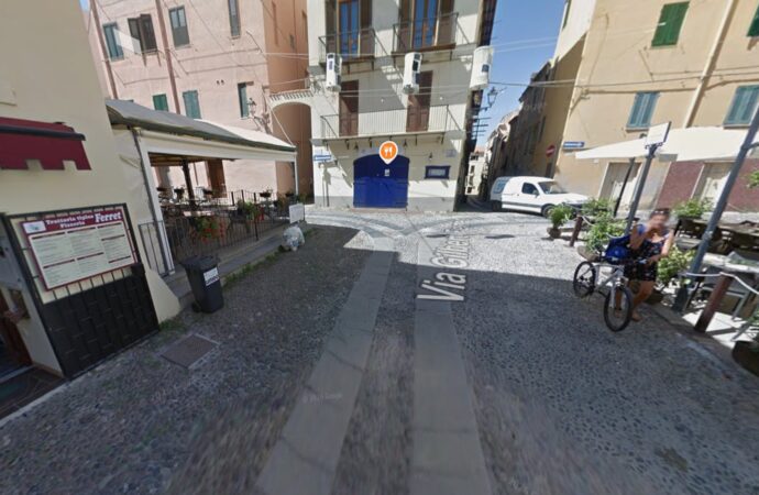 Arte pubblica nel centro storico di Alghero: via alla Conferenza di Servizi per l’opera luminosa “INRI” ( Iesus Nazarenus Rex Iudeorum )